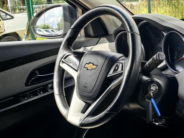 Chevrolet Cruze I Рестайлинг с пробегом 2012 года, цена 599 000 рублей, 217000 км, хэтчбек, Автокод Объявления