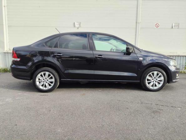 Volkswagen Polo V Рестайлинг с пробегом 2016 года, цена 735 000 рублей, 210903 км, седан, Автокод Объявления