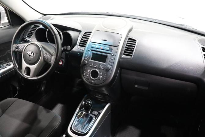 Kia Soul I Рестайлинг с пробегом 2012 года, цена 865 000 рублей, 173285 км, хэтчбек, Автокод Объявления