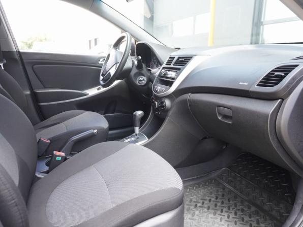 Hyundai Solaris I с пробегом 2013 года, цена 735 000 рублей, 204233 км, хэтчбек, Автокод Объявления