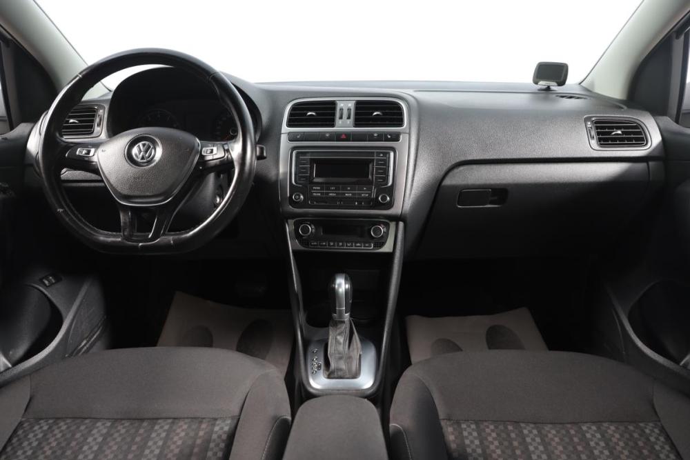 Volkswagen Polo V Рестайлинг Новосибирск  - изображение 9