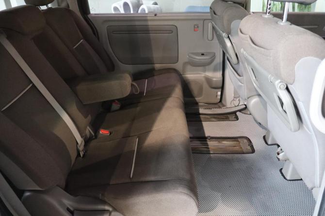 Honda Stepwgn V с пробегом 2017 года, цена 1 269 000 рублей, 235000 км, минивэн, Автокод Объявления