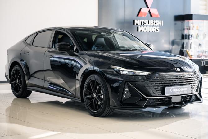 Changan UNI-V I с пробегом 2024 года, цена 2 319 000 рублей, 14000 км, лифтбек, Автокод Объявления