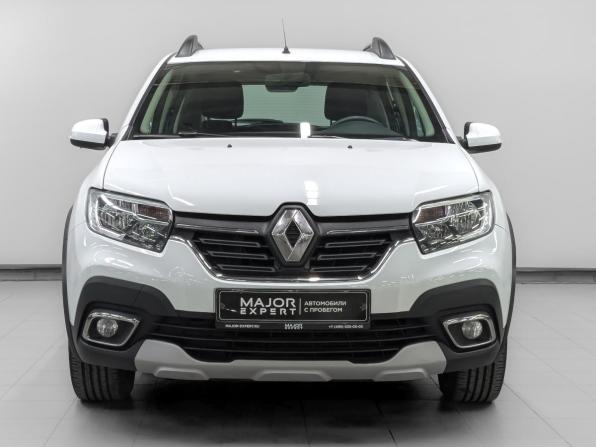 Renault Sandero II Рестайлинг с пробегом 2021 года, цена 1 359 000 рублей, 62235 км, хэтчбек, Автокод Объявления