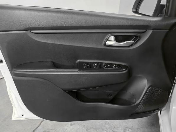 Kia Rio IV Рестайлинг с пробегом 2020 года, цена 860 000 рублей, 149000 км, седан, Автокод Объявления