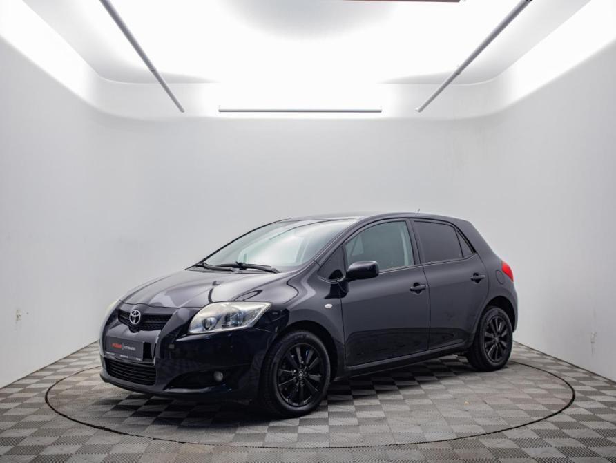 Toyota Auris I Москва  - изображение 1