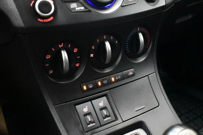 Mazda 3 II (BL) Рестайлинг с пробегом 2011 года, цена 950 000 рублей, 157223 км, седан, Автокод Объявления