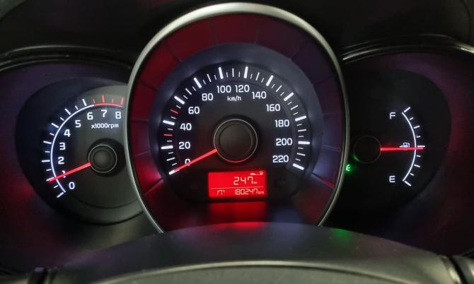 Kia Rio III Рестайлинг с пробегом 2016 года, цена 860 000 рублей, 180247 км, седан, Автокод Объявления