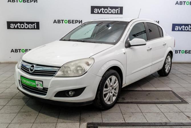 Opel Astra H Рестайлинг с пробегом 2011 года, цена 444 000 рублей, 205000 км, седан, Автокод Объявления