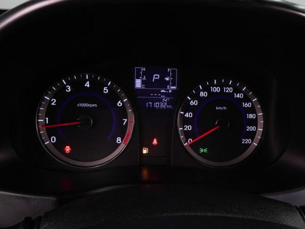 Hyundai Solaris I Рестайлинг с пробегом 2015 года, цена 999 000 рублей, 171032 км, хэтчбек, Автокод Объявления