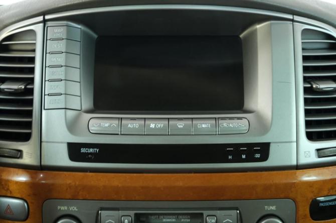 Lexus LX II Рестайлинг с пробегом 2005 года, цена 2 699 000 рублей, 288112 км, внедорожник, Автокод Объявления