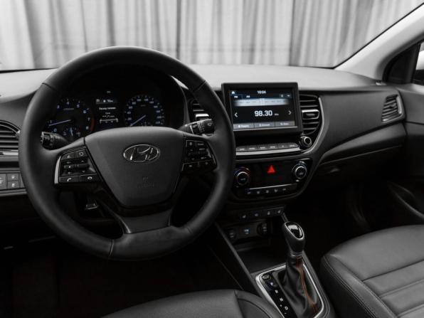 Hyundai Solaris II Рестайлинг с пробегом 2020 года, цена 1 420 000 рублей, 227061 км, седан, Автокод Объявления