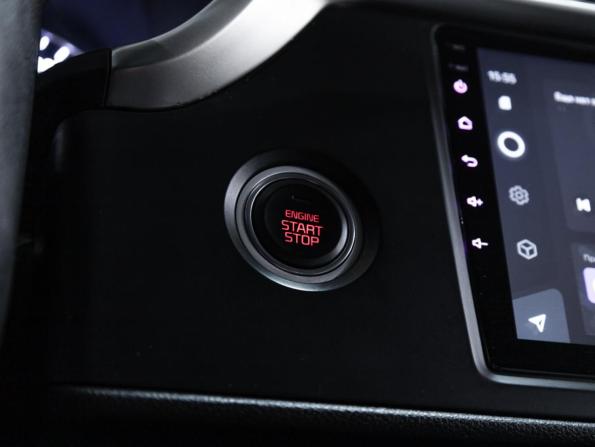 Kia Rio IV Рестайлинг с пробегом 2021 года, цена 1 790 700 рублей, 58865 км, седан, Автокод Объявления
