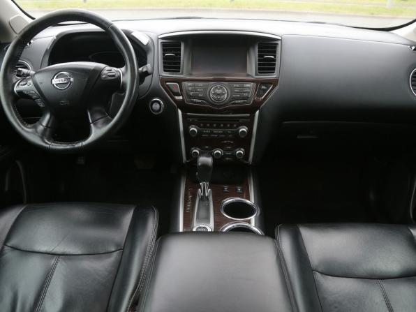 Nissan Pathfinder IV с пробегом 2015 года, цена 1 679 000 рублей, 324000 км, внедорожник, Автокод Объявления