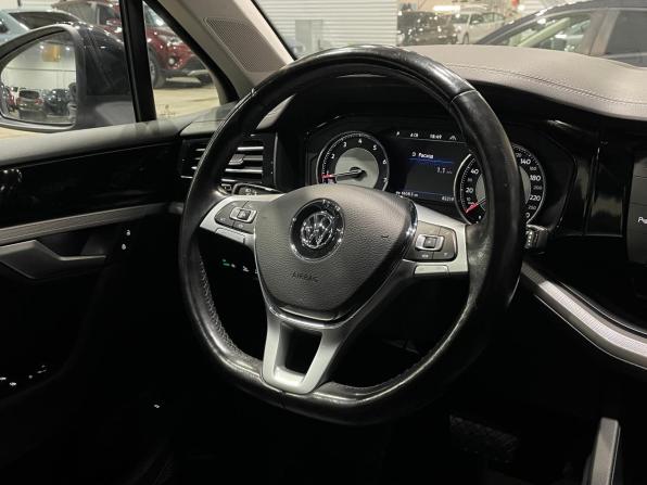 Volkswagen Touareg III с пробегом 2018 года, цена 4 539 000 рублей, 82200 км, внедорожник, Автокод Объявления