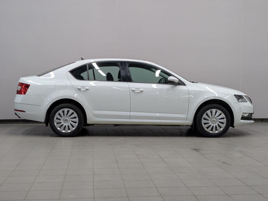 Skoda Octavia III (A7) Рестайлинг Москва  - изображение 7