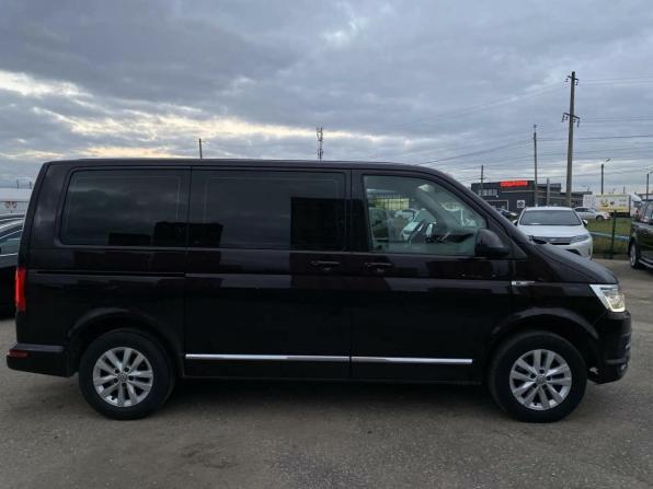 Volkswagen Caravelle T6 с пробегом 2017 года, цена 2 450 000 рублей, 188034 км, минивэн, Автокод Объявления
