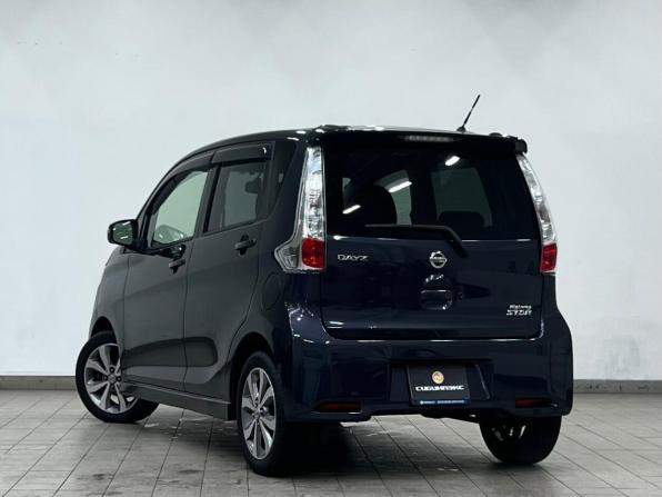 Nissan Dayz I с пробегом 2013 года, цена 750 000 рублей, 111012 км, хэтчбек, Автокод Объявления