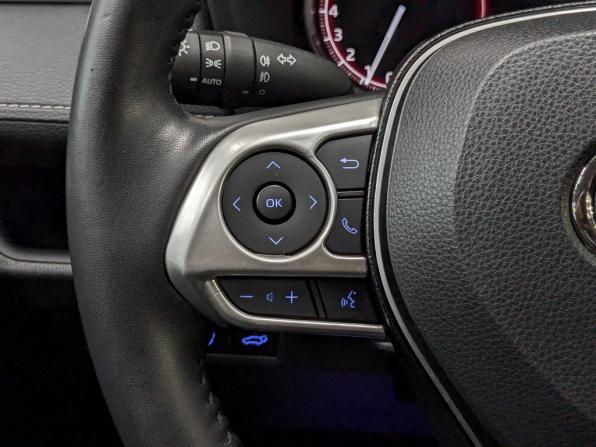 Toyota RAV4 V (XA50) с пробегом 2021 года, цена 3 600 000 рублей, 61436 км, внедорожник, Автокод Объявления