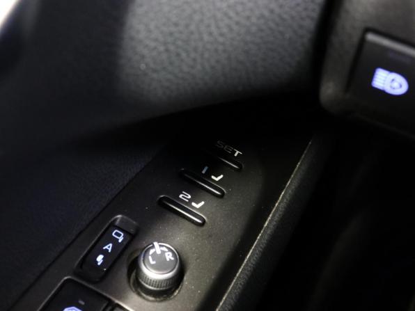Toyota Camry VIII (XV70) Рестайлинг с пробегом 2021 года, цена 3 150 000 рублей, 94549 км, седан, Автокод Объявления