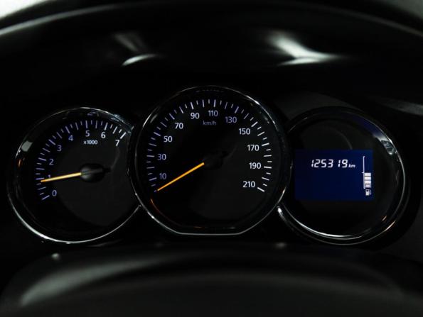 Renault Logan II с пробегом 2014 года, цена 699 585 рублей, 125318 км, седан, Автокод Объявления