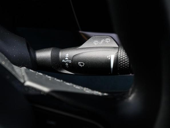 Geely Monjaro I с пробегом 2023 года, цена 3 200 000 рублей, 45946 км, внедорожник, Автокод Объявления