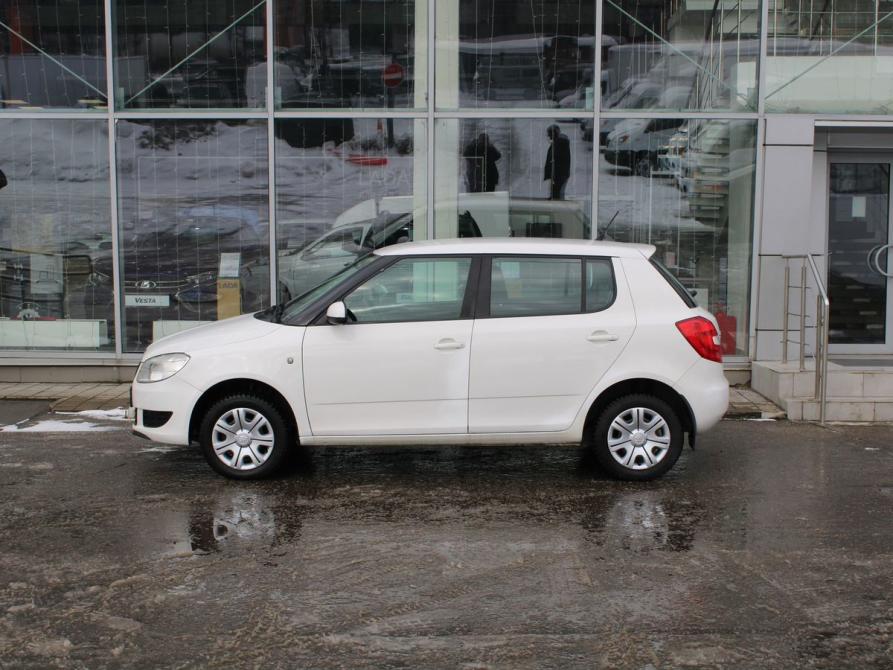 Skoda Fabia II Рестайлинг Москва  - изображение 8