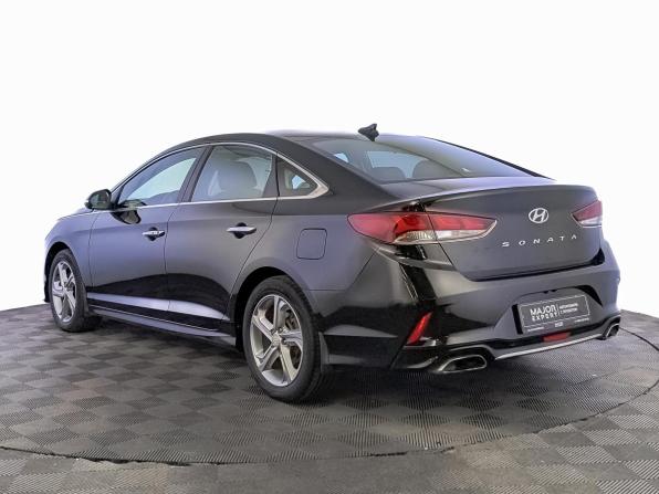 Hyundai Sonata VII (LF) Рестайлинг с пробегом 2017 года, цена 1 590 000 рублей, 148080 км, седан, Автокод Объявления
