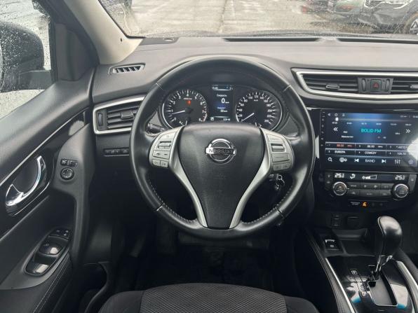 Nissan Qashqai II с пробегом 2018 года, цена 1 619 000 рублей, 144279 км, внедорожник, Автокод Объявления