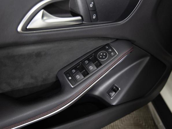 Mercedes-Benz GLA I (X156) с пробегом 2017 года, цена 2 399 000 рублей, 86000 км, внедорожник, Автокод Объявления