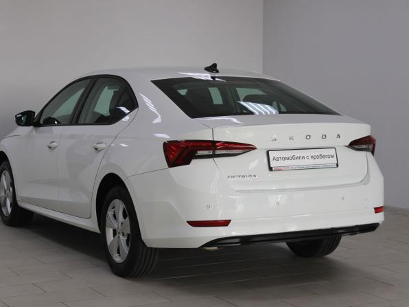 Skoda Octavia IV (A8) с пробегом 2021 года, цена 2 529 900 рублей, 30605 км, лифтбек, Автокод Объявления