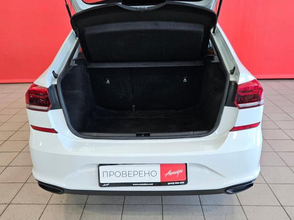 Volkswagen Polo VI с пробегом 2021 года, цена 1 625 000 рублей, 56112 км, лифтбек, Автокод Объявления