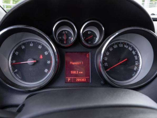 Opel Astra J с пробегом 2010 года, цена 539 000 рублей, 209303 км, хэтчбек, Автокод Объявления