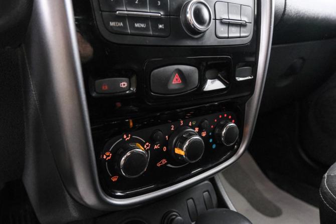 Renault Duster I с пробегом 2012 года, цена 949 000 рублей, 104500 км, внедорожник, Автокод Объявления