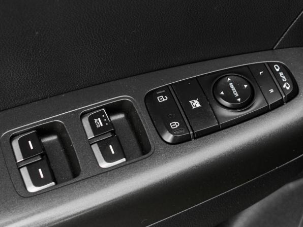 Kia Sportage IV с пробегом 2018 года, цена 1 770 000 рублей, 123816 км, внедорожник, Автокод Объявления