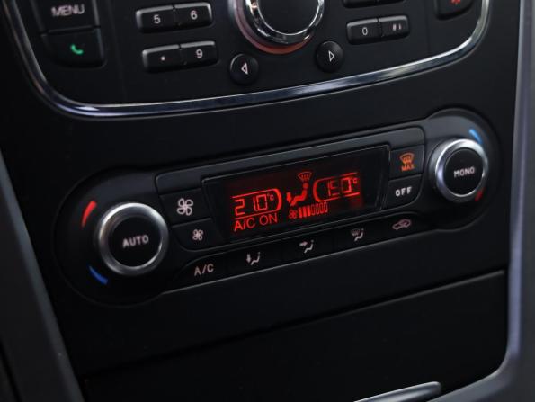 Ford Mondeo IV Рестайлинг с пробегом 2014 года, цена 889 777 рублей, 140730 км, седан, Автокод Объявления