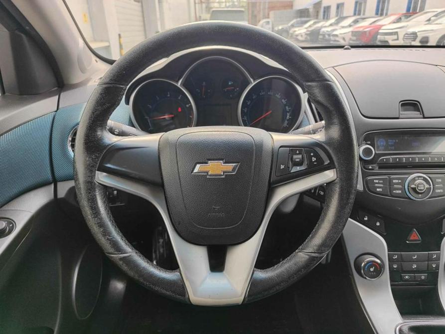 Chevrolet Cruze I Рестайлинг Санкт-Петербург  - изображение 17