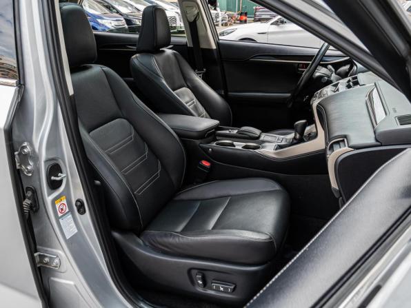 Lexus NX I с пробегом 2015 года, цена 2 290 000 рублей, 218196 км, внедорожник, Автокод Объявления