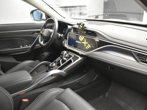 Geely Atlas Pro с пробегом 2022 года, цена 1 825 000 рублей, 68000 км, внедорожник, Автокод Объявления