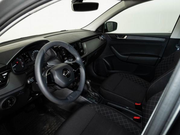 Skoda Rapid II с пробегом 2020 года, цена 1 598 000 рублей, 81356 км, лифтбек, Автокод Объявления