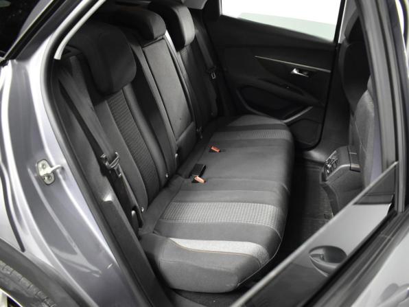 Peugeot 3008 II с пробегом 2019 года, цена 1 295 200 рублей, 202858 км, внедорожник, Автокод Объявления