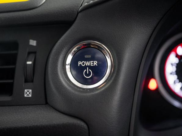 Lexus CT I с пробегом 2011 года, цена 1 360 500 рублей, 164049 км, хэтчбек, Автокод Объявления