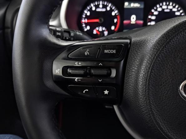 Kia Rio IV Рестайлинг с пробегом 2021 года, цена 1 781 000 рублей, 96650 км, седан, Автокод Объявления
