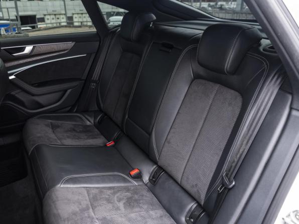 Audi A7 II (4K) с пробегом 2018 года, цена 5 089 000 рублей, 107046 км, лифтбек, Автокод Объявления