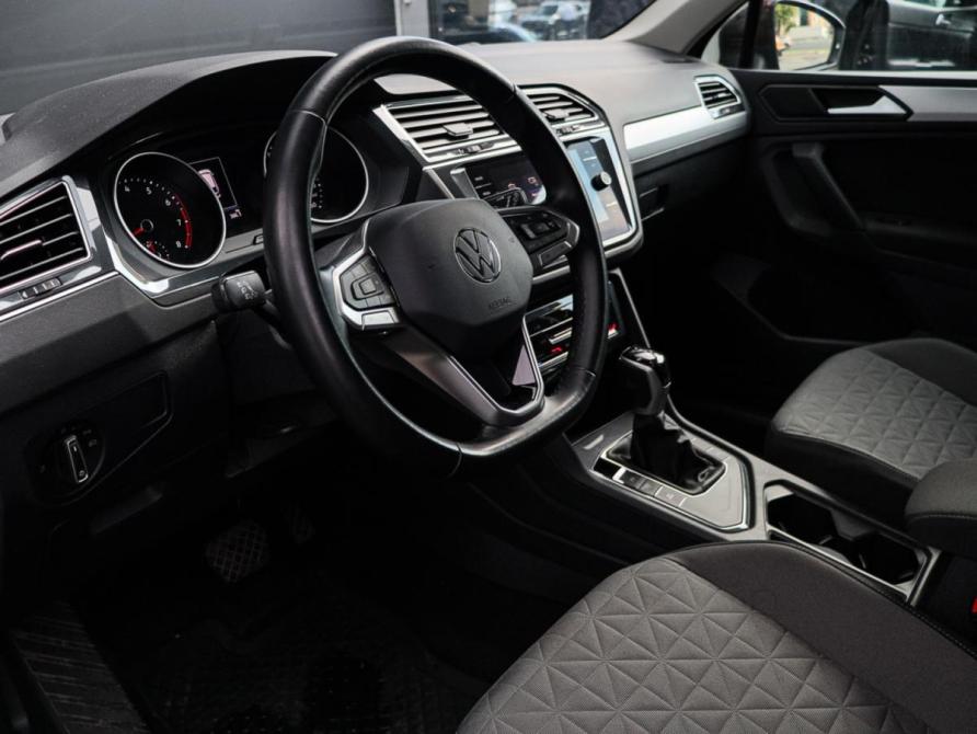 Volkswagen Tiguan II Рестайлинг Москва  - изображение 14
