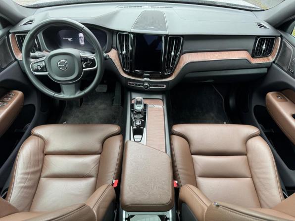 Volvo XC60 II Рестайлинг с пробегом 2022 года, цена 5 479 000 рублей, 27223 км, внедорожник, Автокод Объявления