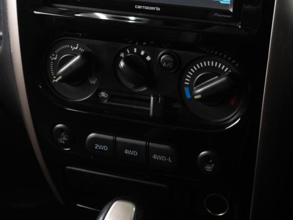 Suzuki Jimny III Рестайлинг 2 с пробегом 2015 года, цена 1 099 000 рублей, 179819 км, внедорожник, Автокод Объявления