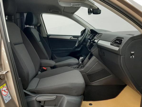 Volkswagen Tiguan II Рестайлинг с пробегом 2021 года, цена 2 870 000 рублей, 23206 км, внедорожник, Автокод Объявления