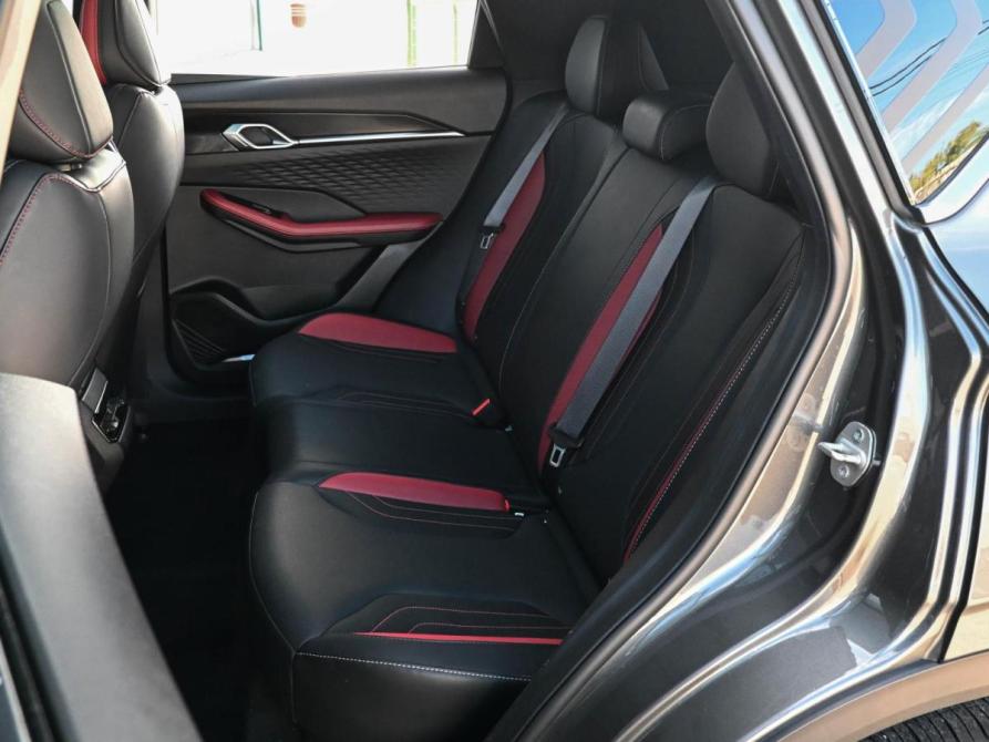 Geely Coolray I Рестайлинг 2 Новороссийск  - изображение 9