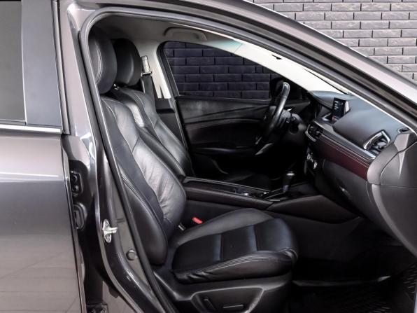 Mazda 6 III (GJ) Рестайлинг с пробегом 2017 года, цена 1 780 000 рублей, 180731 км, седан, Автокод Объявления